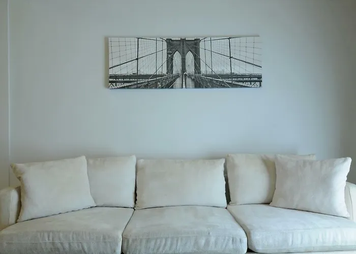 F & B Collection - Apartment For 3